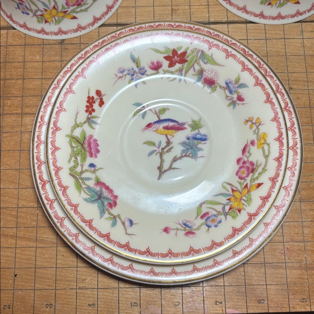 Old Ivory Syracuse 2 Cup 2 Saucers Bombay Pattern Exotic Floral Colorful Bird - Picture 17 of 17